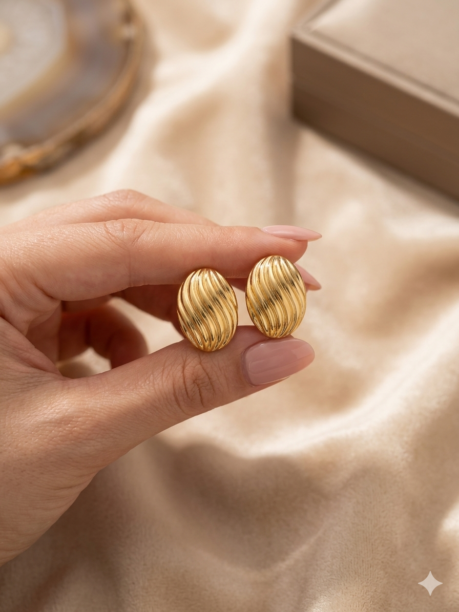 Golden Ripple Dome Studs
