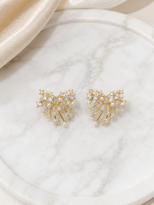 Snowflake Pearl Bloom Studs
