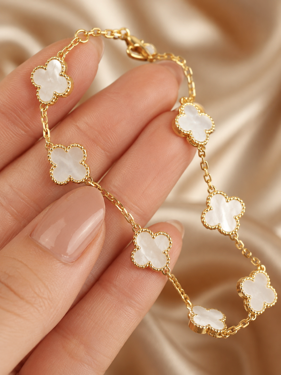 Ivory Clover Bracelet