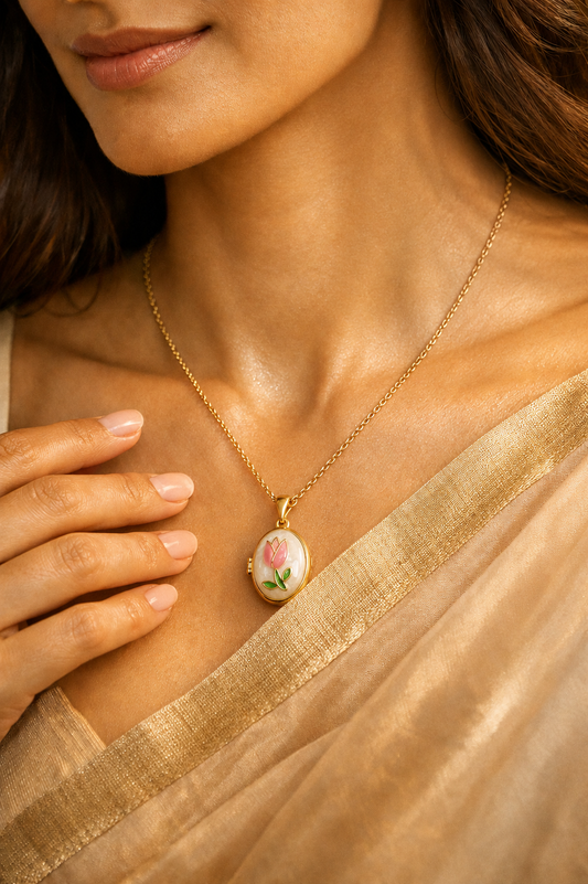 Tulip Photo Locket Chain (Blush Pink)