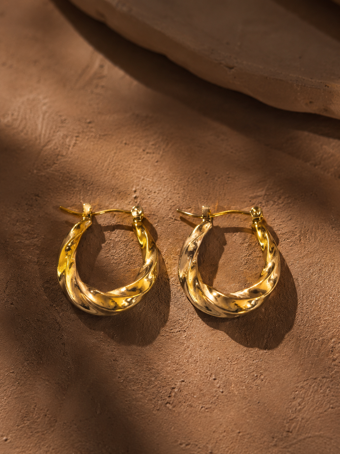 Wavy Organic Hoops